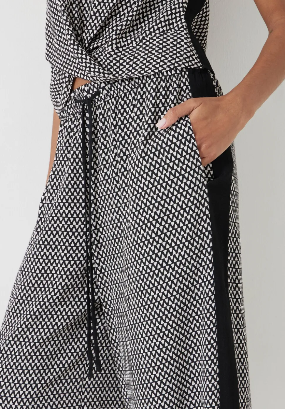 Petunia Wide Leg Trousers
