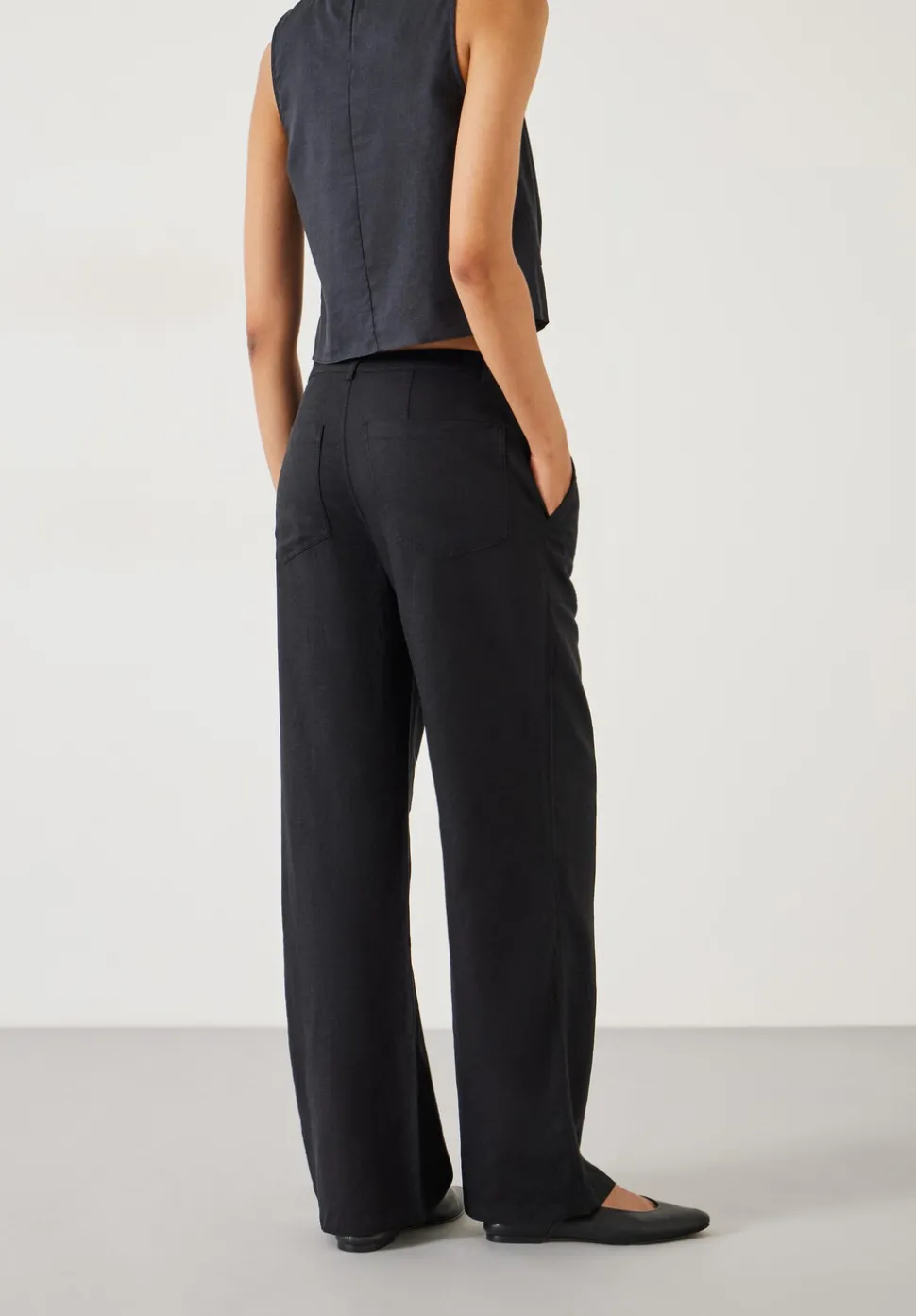 Raye Linen Straight Leg Trousers