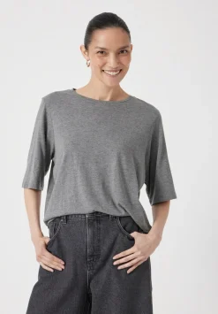 Reece Drapey T-Shirt