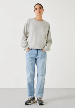 Relaxed Fit Boyfriend Jeans