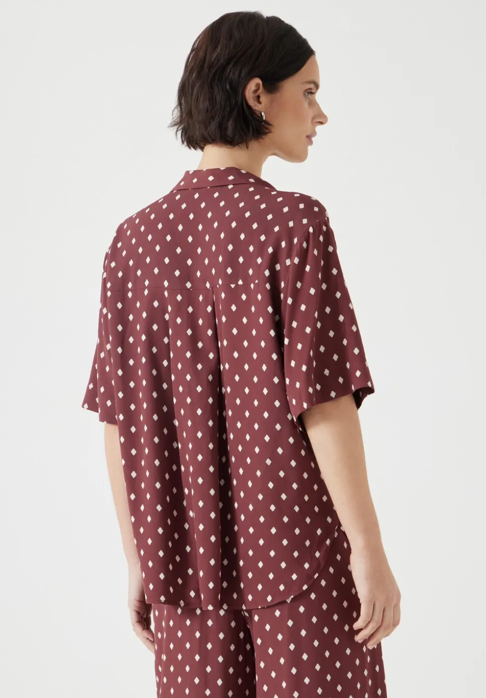 Revere Collar Short Sleeve Shirt