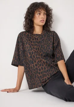 Romina Leopard Print T-Shirt