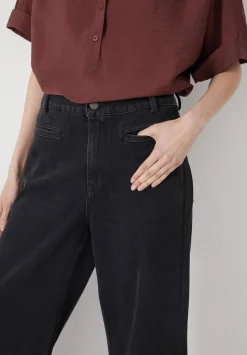 Rowan Welt Pocket Flared Jeans