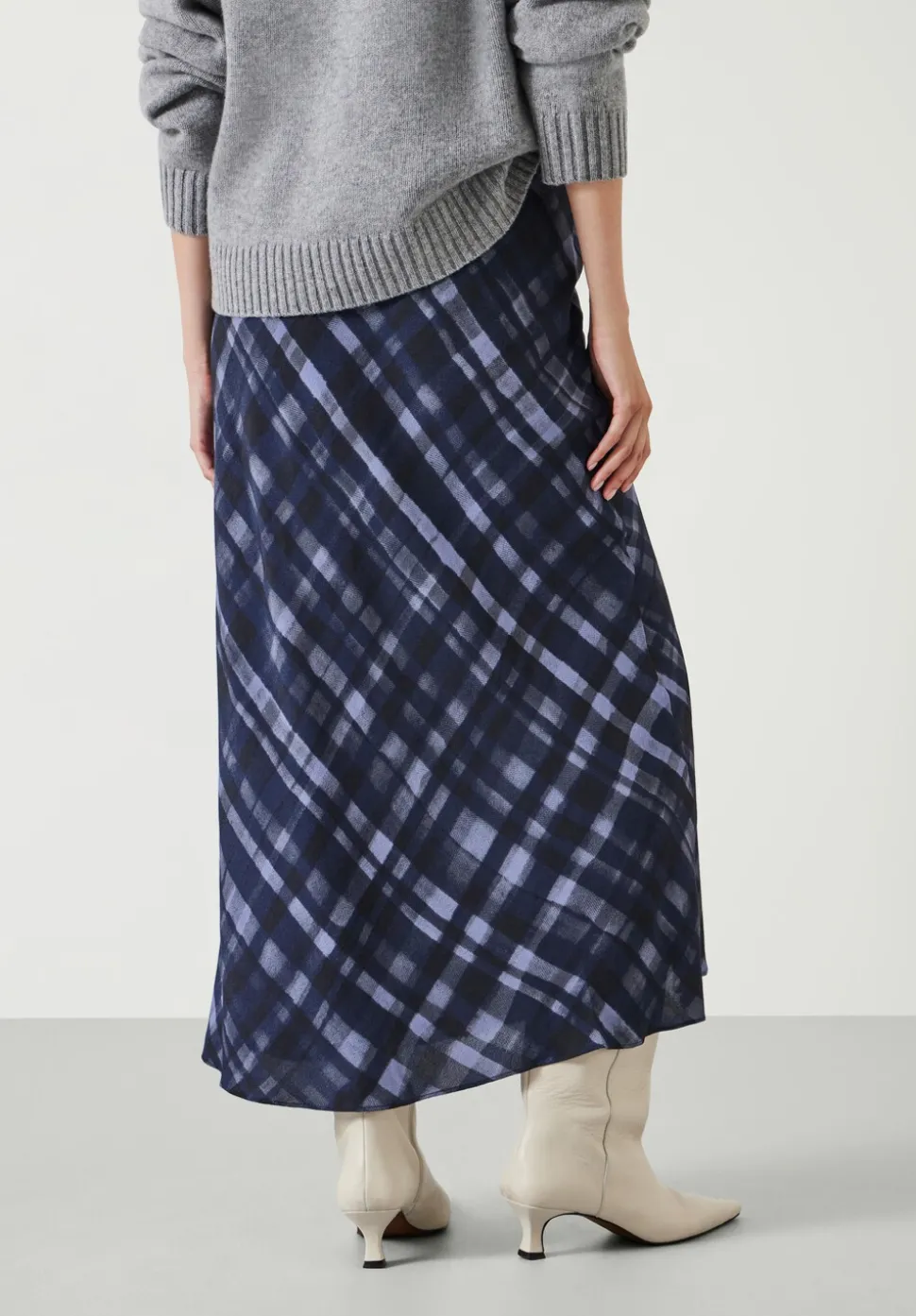 Simone Crepe Midi Skirt
