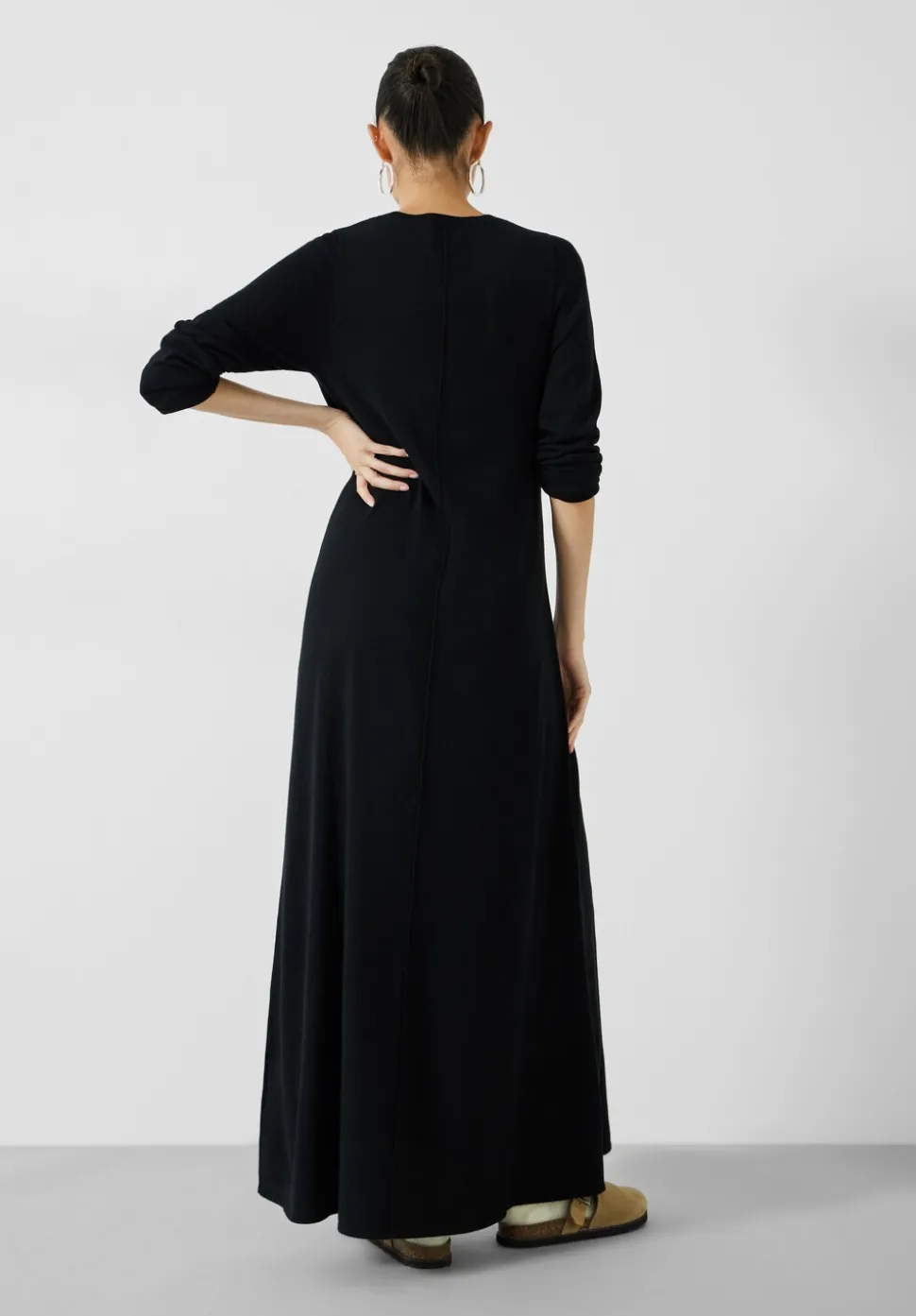 Talen Long Sleeved Knitted Maxi Dress