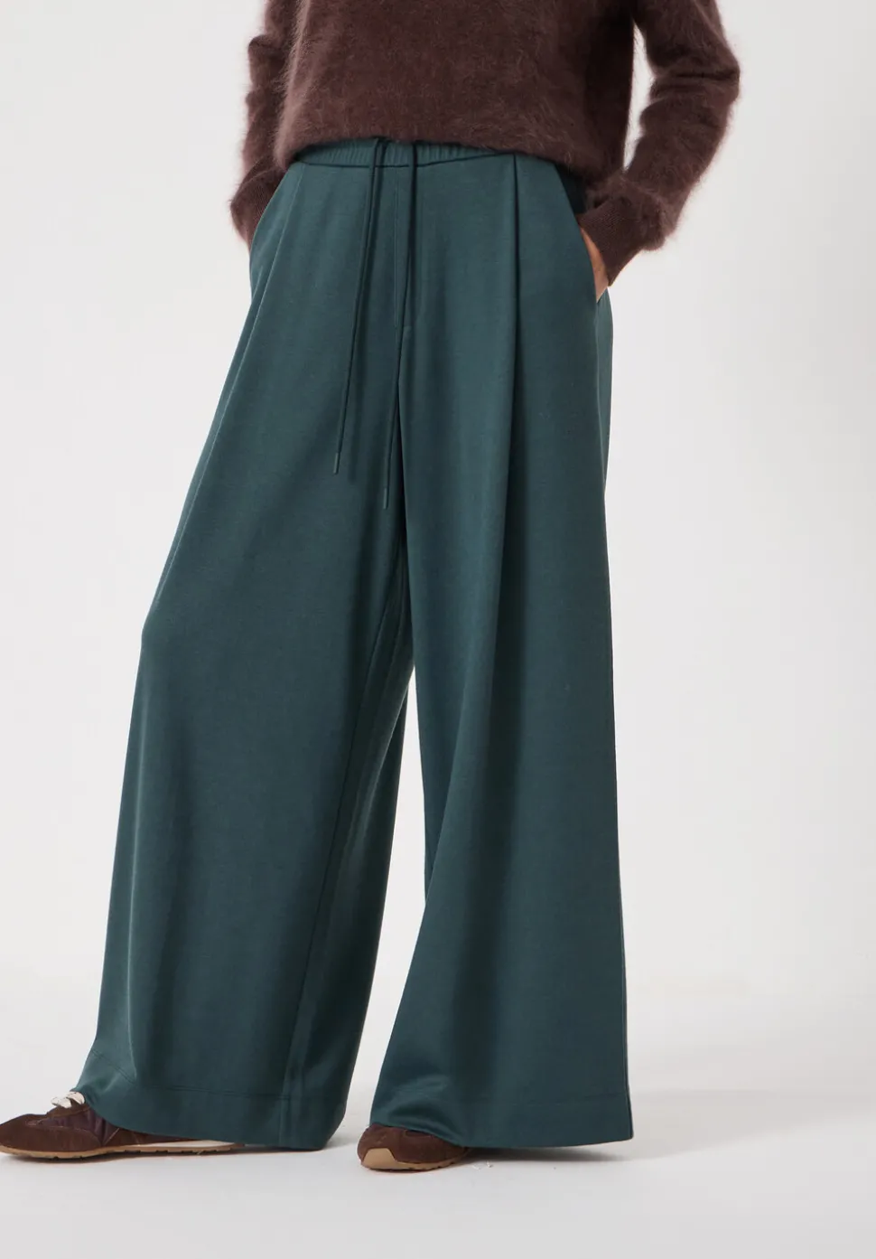 Taylor Wide Leg Trouser