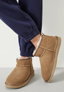 Ultra Mini Sheepskin Boots