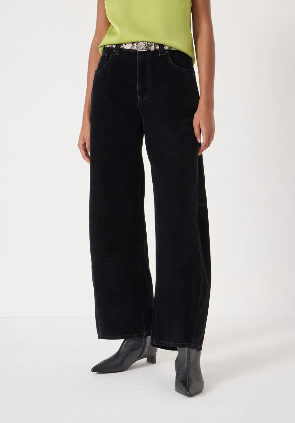 Velvet Cropped Bree Barrel Leg Jeans