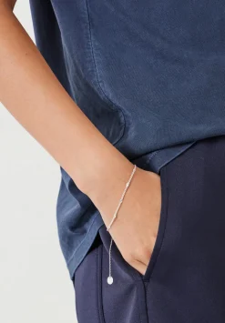 Violet Chain Bracelet