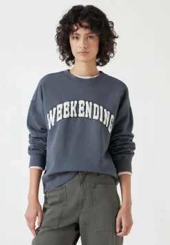 Weekending Graphic Sweatshirt