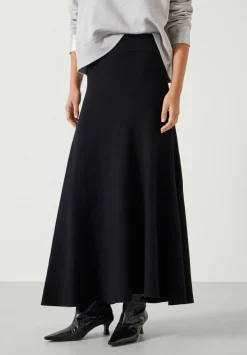 Zola Volume Knitted Midi Skirt